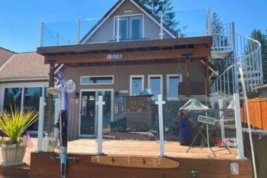White Frameless Glass Railing – Bonney Lake, WA