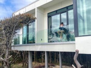 Structural Glass Railing – Cloverdale, OR