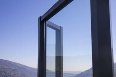 Black Element Glass Railing – Columbia River, OR