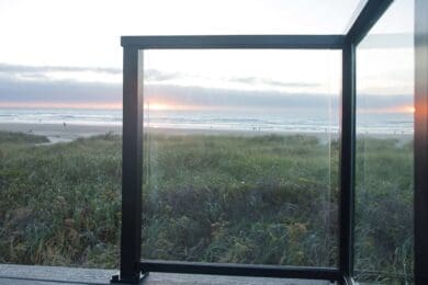 Black Solid Glass Railing – Manzanita, OR