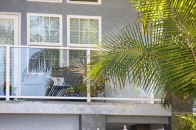 White Element Glass Railing – San Diego, CA