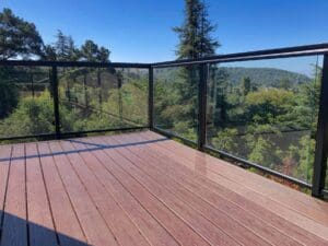 Black Solid Glass Railing – San Rafael, TX