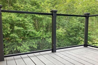Black Element Glass Railing – Seaside, OR